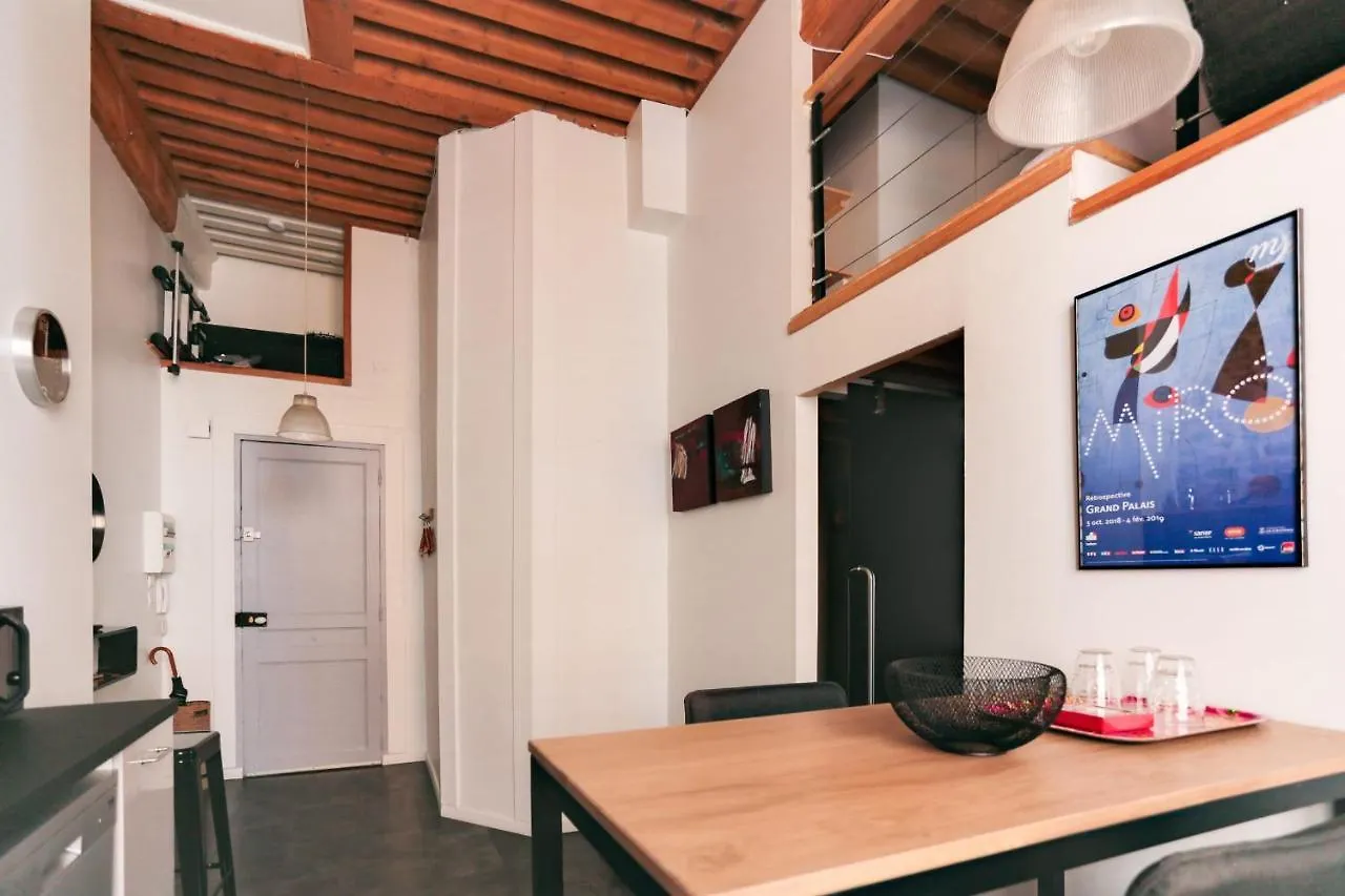 Appartement GuestReady - Charming Croix-Paquet Loft Fits 2 à Lyon